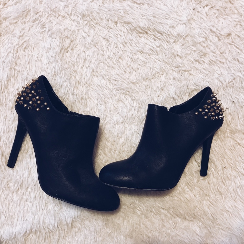 Spiked booties